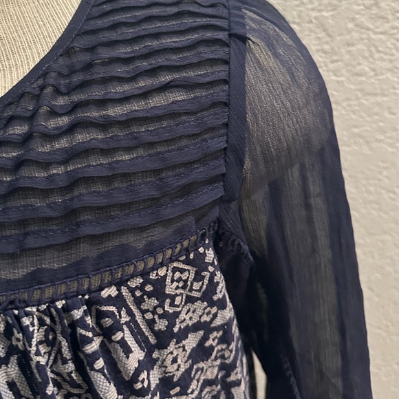 Lucky Brand Women’s Sheer long Sleeve Top| Size L - Picture 2 of 12